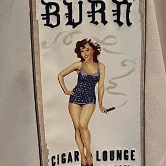 Tommy Bahama White Burn Graphic Men's Shirt - 100% Silk - Size XL - Picture 5 of 11